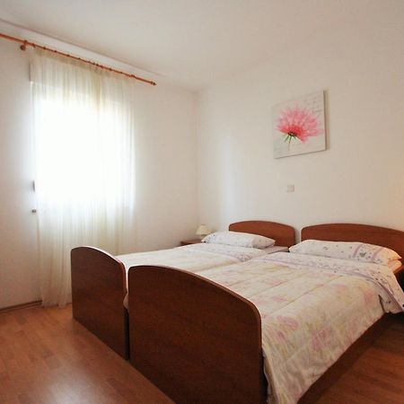 Apartment Bilic With Balcony Poreč Exterior foto